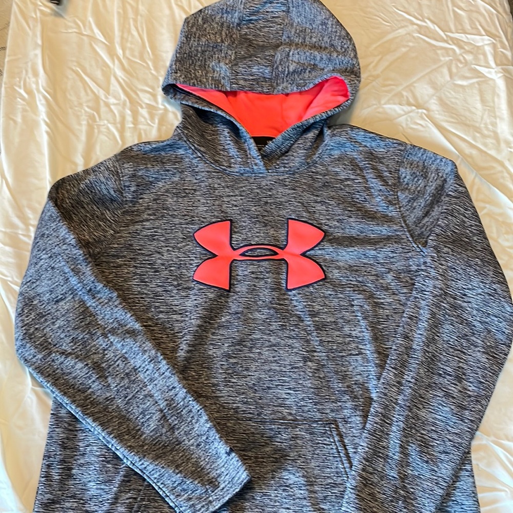 Under armour cold gear hoodie size M